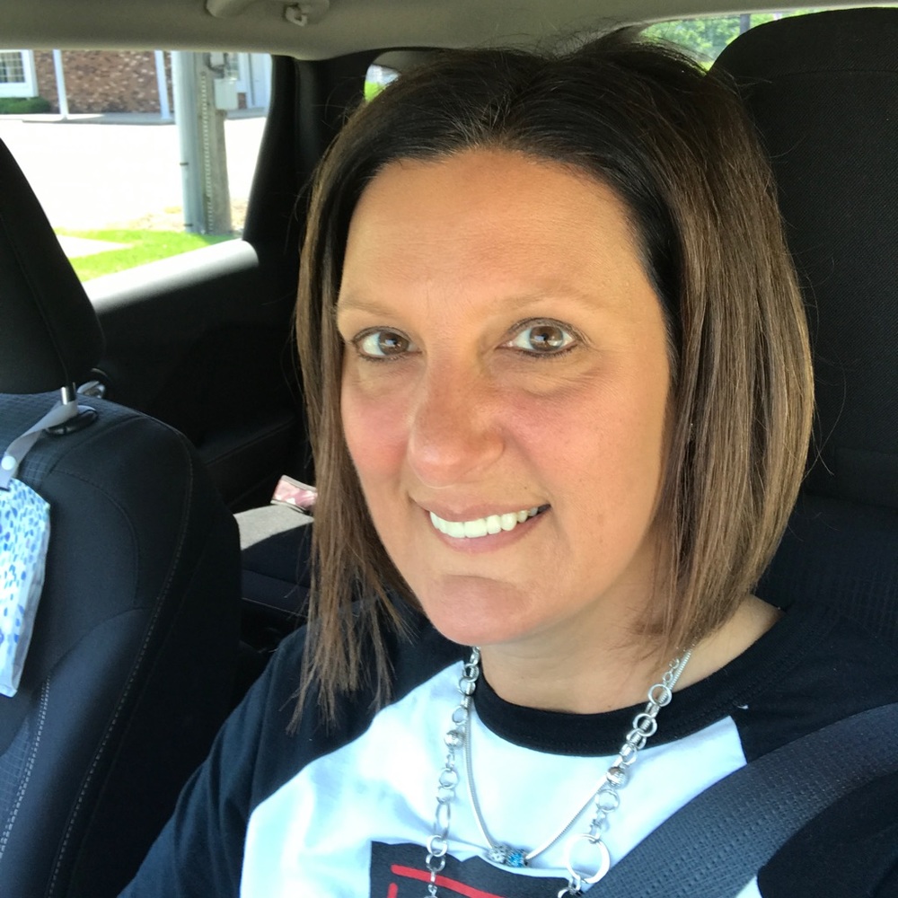 Meet your Posher, Jennifer